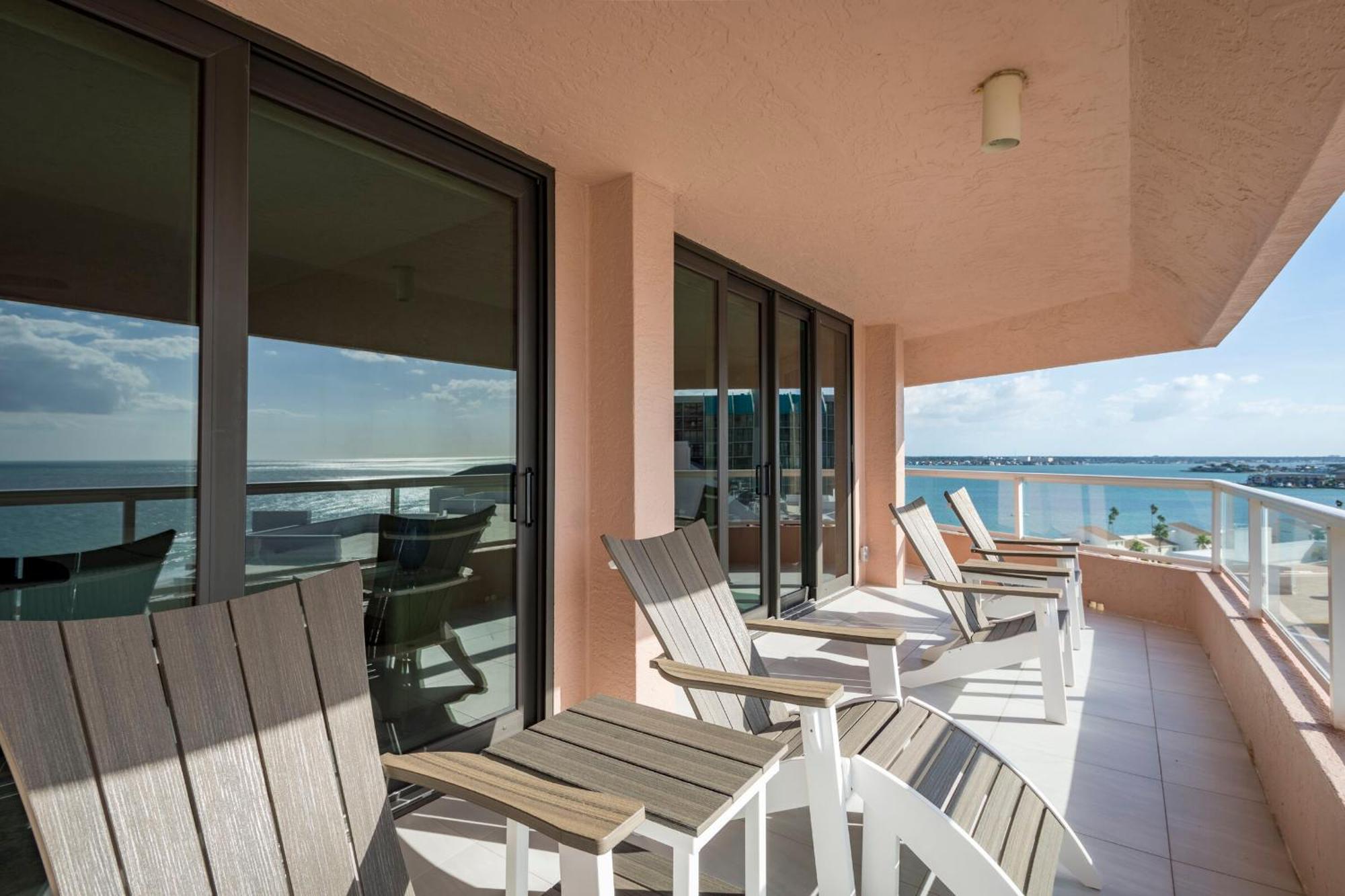 Steps To Beach & Pool - Resort Amenities Galore! Clearwater Beach Kültér fotó